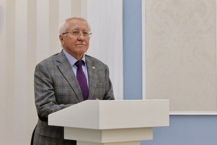 Рияз Минзарипов назначен президентом Казанского федерального университета