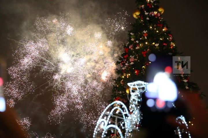 Татарстанда өч бала һәм бер өлкән кеше фейерверк белән яраланган