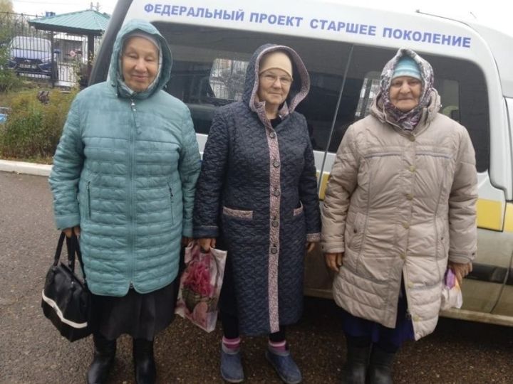 Аксубаевских ветеранов в райбольницу доставляют на спецавтомобилях