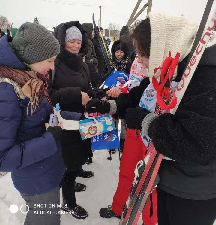 Аксубаевские библиотекари и в лыжной гонке участвовали, и викторину провели
