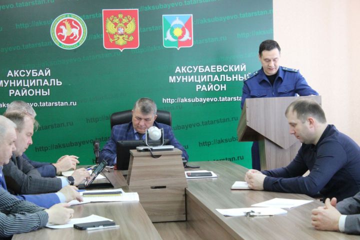 В Аксубаевском районе подытожили работу против коррупции