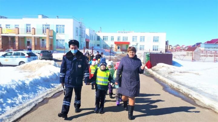 Госавтоинспекторы Татарстана организуют акцию «Весенние каникулы»