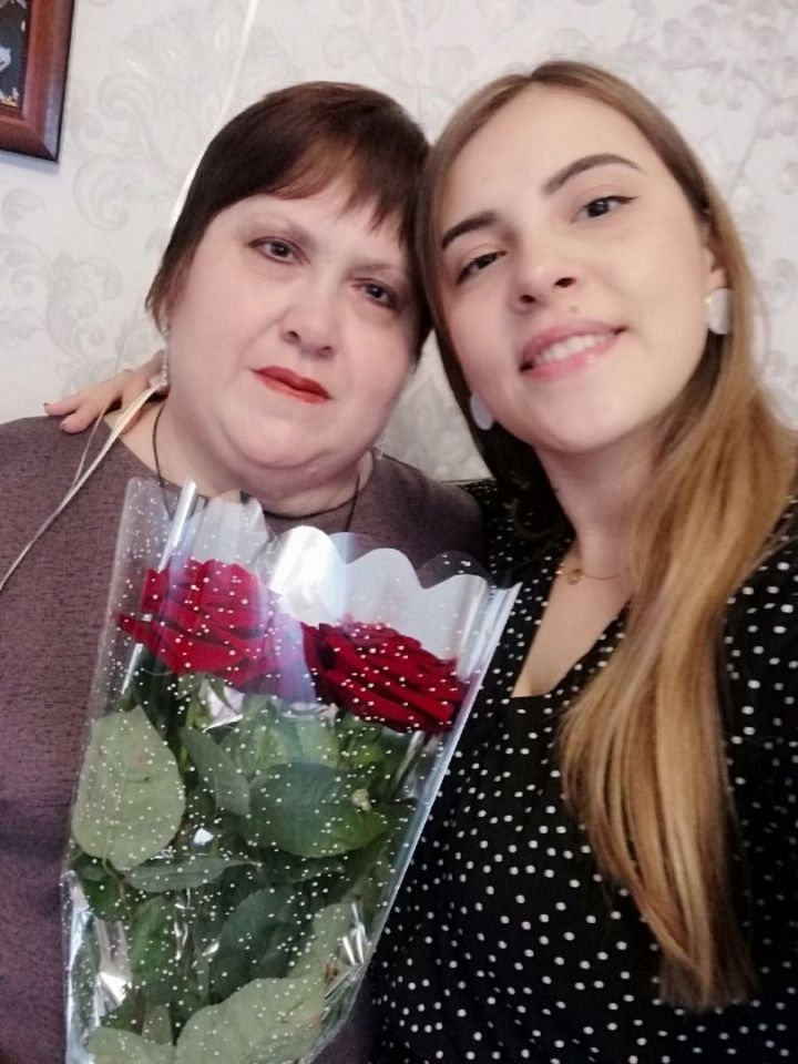 Республика олимпиадасы призерын әзерләгәне өчен бүләккә лаек булды