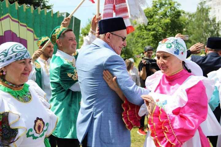 Олег Морозов : «Каравон» задает тон всей палитре национальных праздников в Татарстане