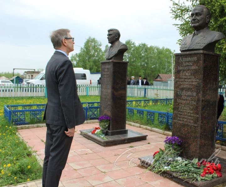 Он наш генерал, аксубаевский