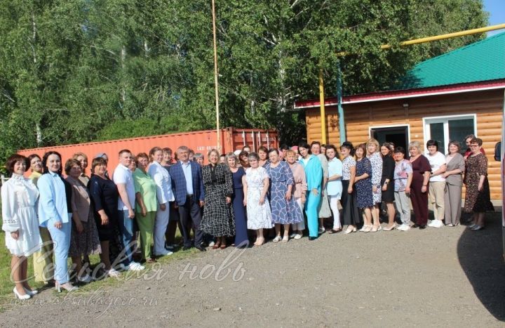 Аксубайның «Нежность» халыкка социаль хезмәт күрсәтү үзәге һөнәри бәйрәмен билгеләп үтте
