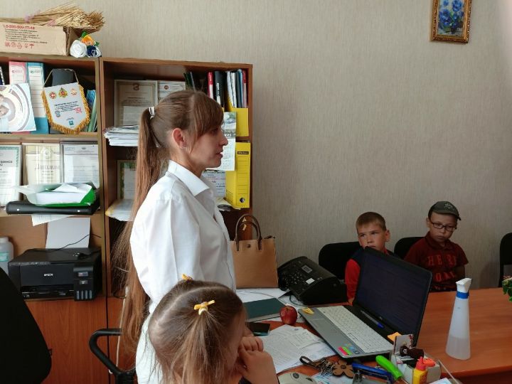 С отдыхающими в пришкольном лагере Аксубаевского района говорили о коррупции