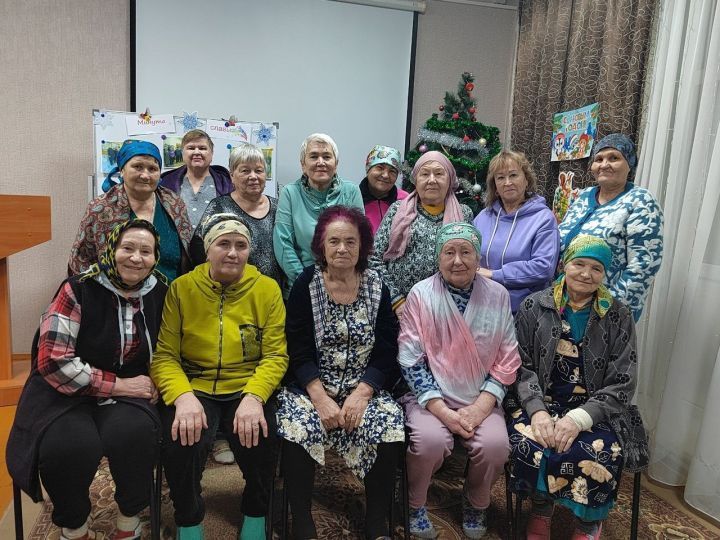 Аксубай «Нежность» КЦСОНда яңа елны шатлык белән каршы алдылар