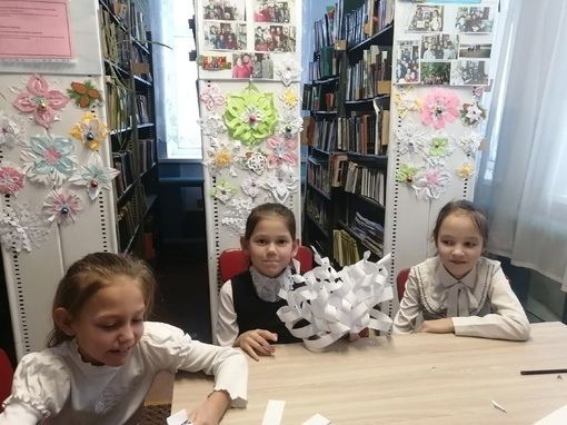 В новогодние каникулы дел у сельских библиотек заметно прибавляется