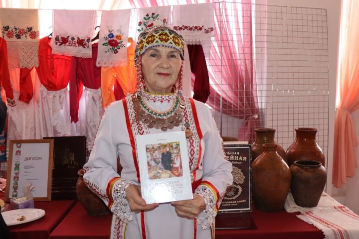 В селе Старое Узеево нет нечитающей семьи