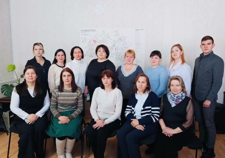 Район мәктәпләре киңәшчеләренә укучылар иң яхшы дусларына ышанган кебек ышана