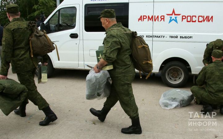 Военкомат РТ сообщил, что во время обучения по контракту также положены ежемесячные выплаты