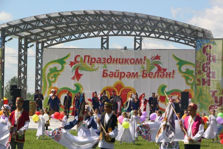 Аксубайда Сабан туе: якты һәм онытылмаслык