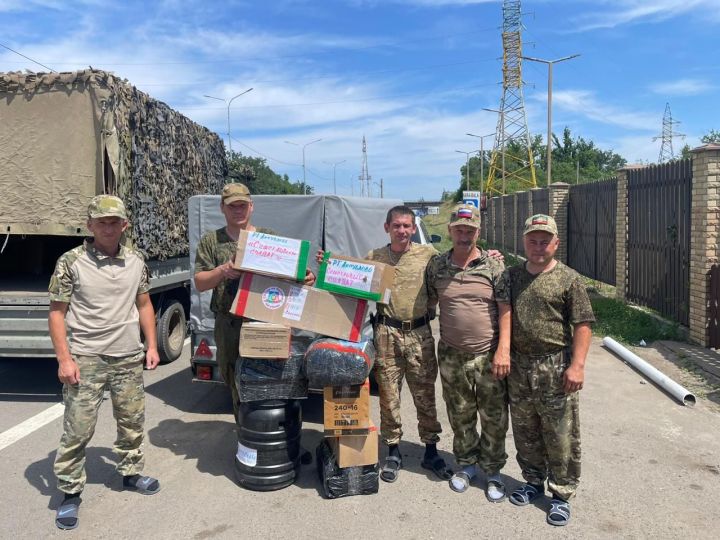 В каждую поездку в зону СВО аксубаевские волонтеры едут с благословения батюшки