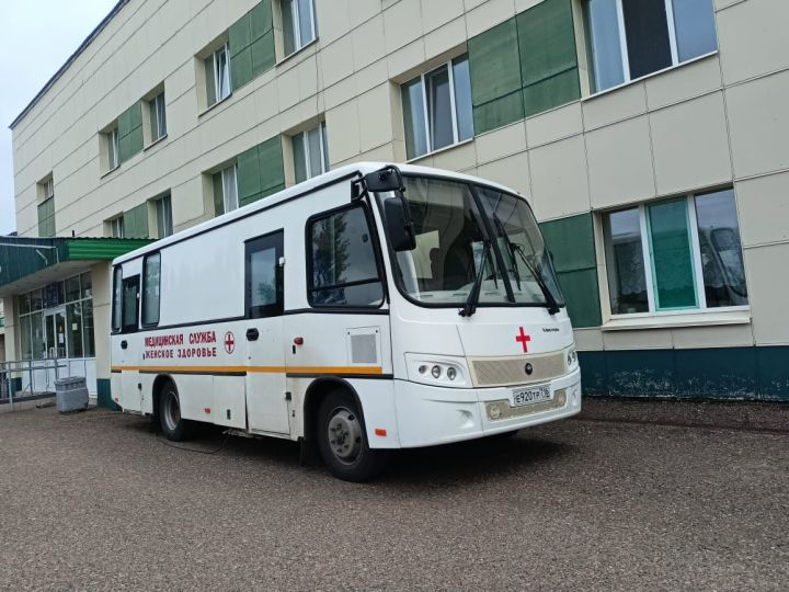 В Аксубаево приехал передвижной маммограф