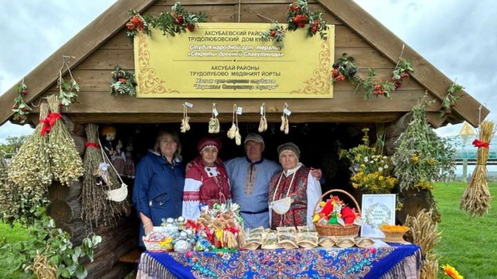 Аксубайлылар Болгар фестивалендә борынгы һөнәрне тәкъдим итәләр