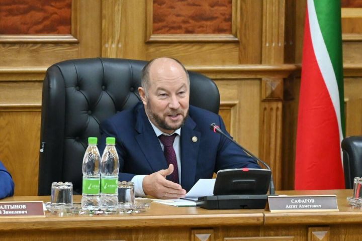 Татарстан продолжит поддержку новых регионов России