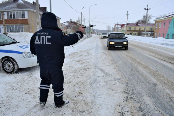 Операция «Тоннель» в Аксубаевском районе: безопасность водителей, пассажиров и пешеходов