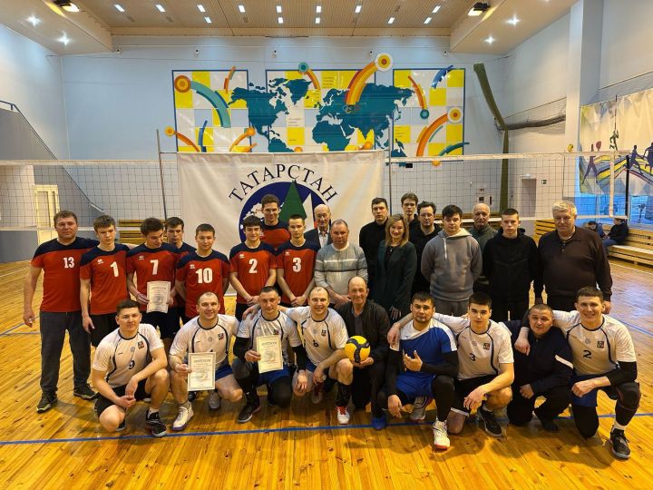 Аксубаевцы стали победителями зональных соревнований по волейболу