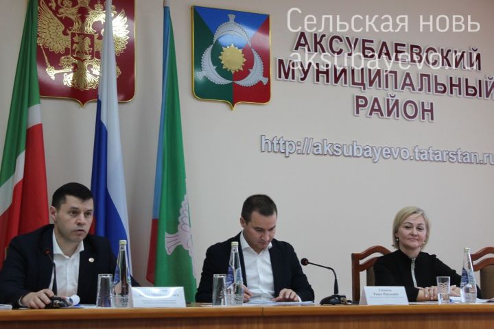 Аксубайлылар белән яшьләр эшләре буенча министр Ринат Садыйков очрашты