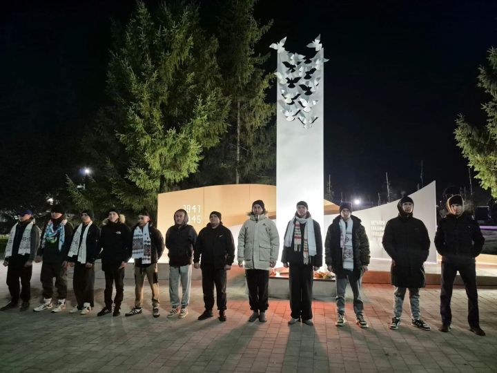 В Аксубаевском районе 12 новобранцев отправились на срочную службу