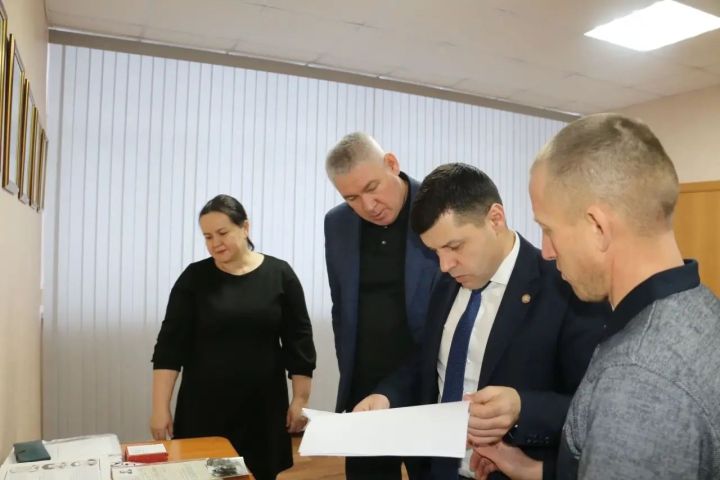 Памяти аксубаевского геолога посвятили выставку