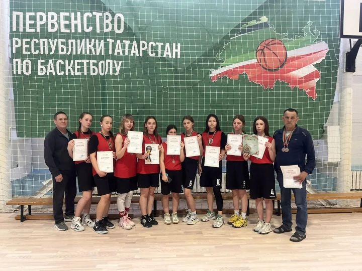 Аксубаевские баскетболистки стали третьими призерами в РТ