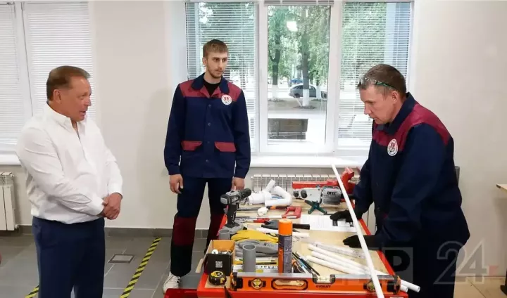 Депутат Госдумы Айдар Метшин встретился с участниками чемпионата «Абилимпикс» из Нижнекамска