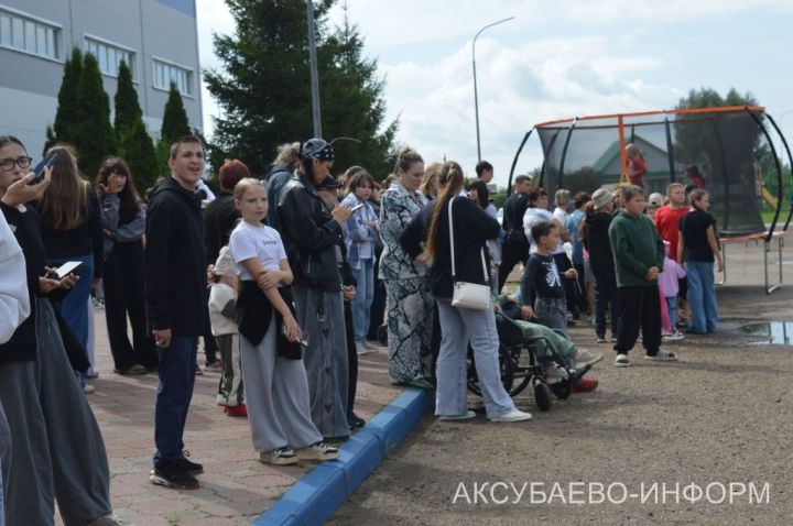 Аксубайда байкерлар балаларга шатлык бүләк итте